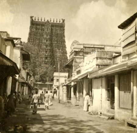 Bhagavan's street in Madurai, taken in the 1930s_0.jpg