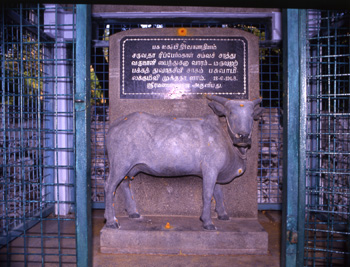 Lakshmi's samadhi, with Bhagavan's verse behind the statue of Lakshmi