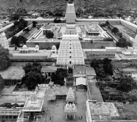 The temple viewed from the Raja Gopuram_0.jpg