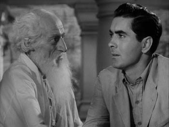 Tyrone Power, the actor who played Larry Durrel, with Cecil Humphreys, who played Bhagavan in the film