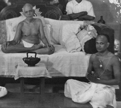 Vaidyanatha Stapathi sitting with Bhagavan in the new hall