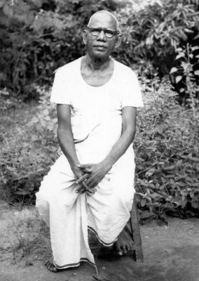 Sadhu Natanananda in his garden